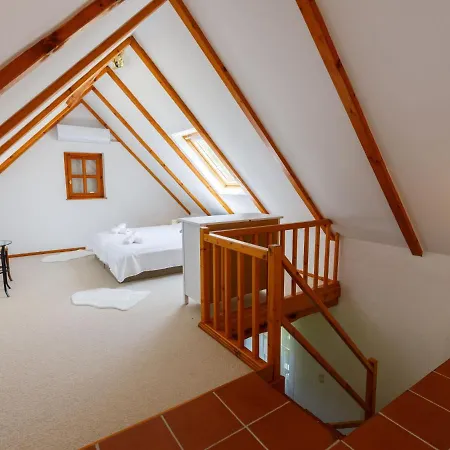 Holiday Majsa By Interhome Vakantiehuis Badacsonyörs